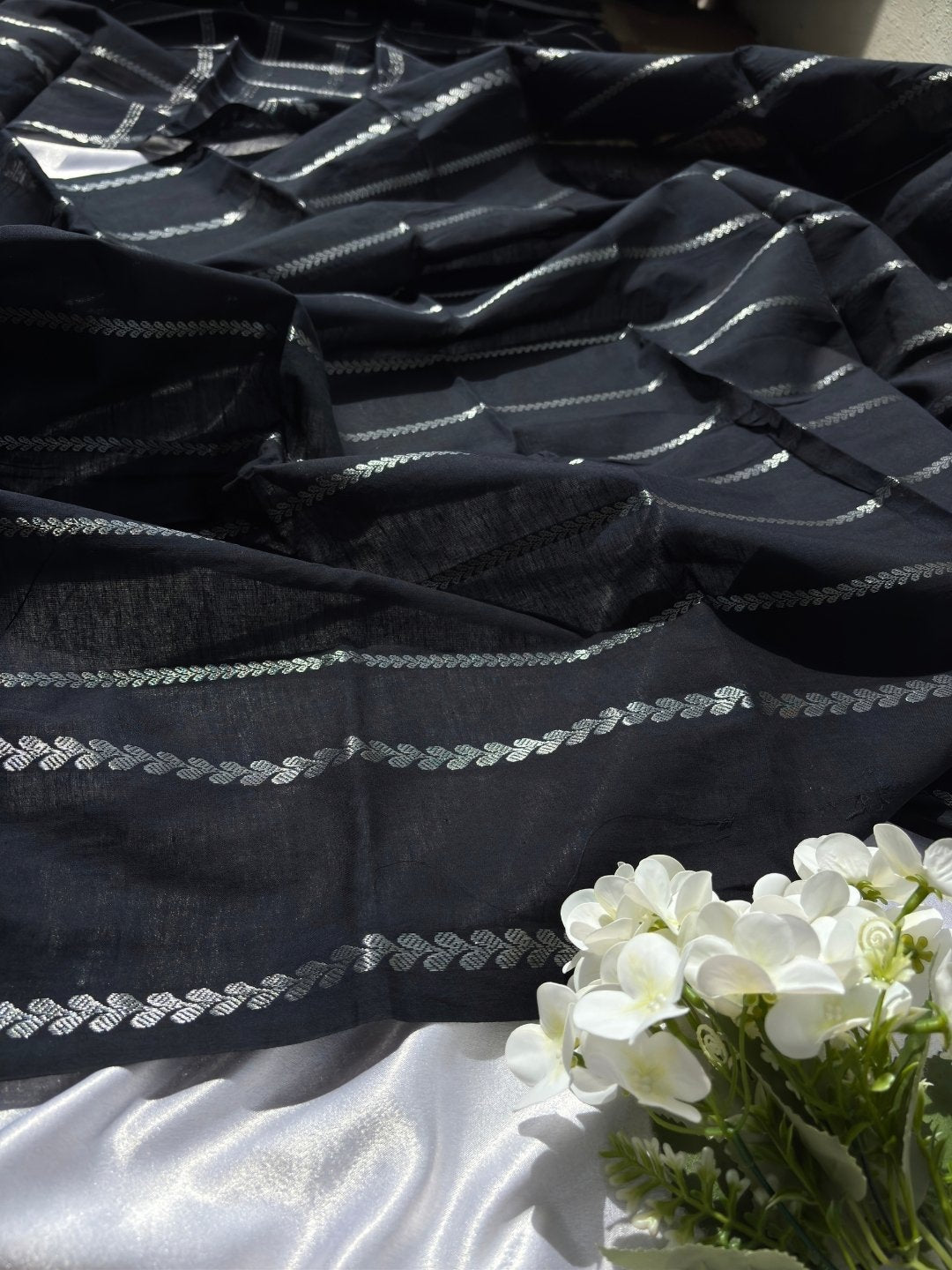 Madurai Sungudi Cotton Saree in Black with Silver Velthari Zari | Lightweight Traditional Saree | OV31