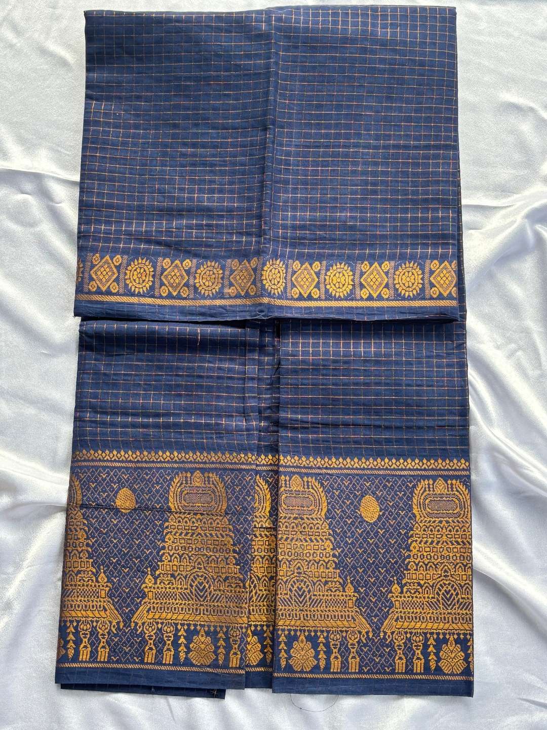 Temple Mayuri Gopuram Self Cotton Saree – Navy Blue | Madurai Sungudi Cotton | OV18