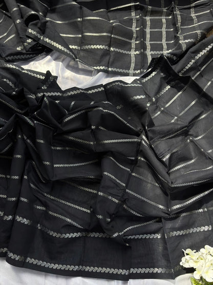 Madurai Sungudi Cotton Saree in Black with Silver Velthari Zari | Lightweight Traditional Saree | OV31