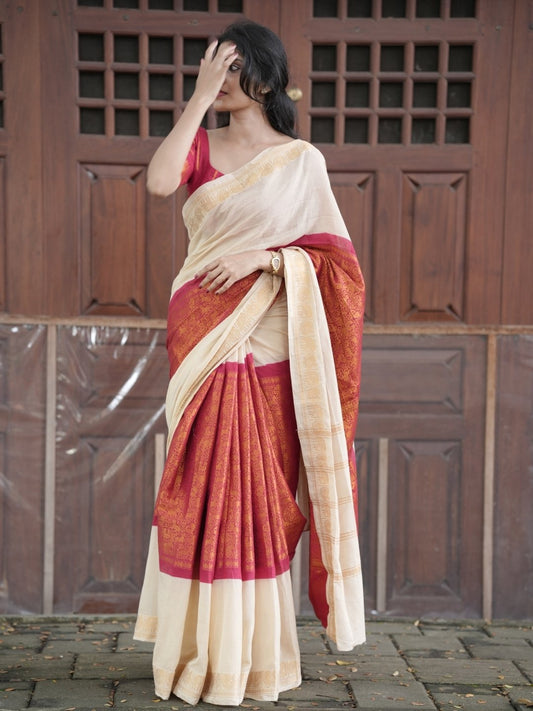 Madurai Sungudi Cotton Saree – Ivory & Red with Gold Zari Border -OV17