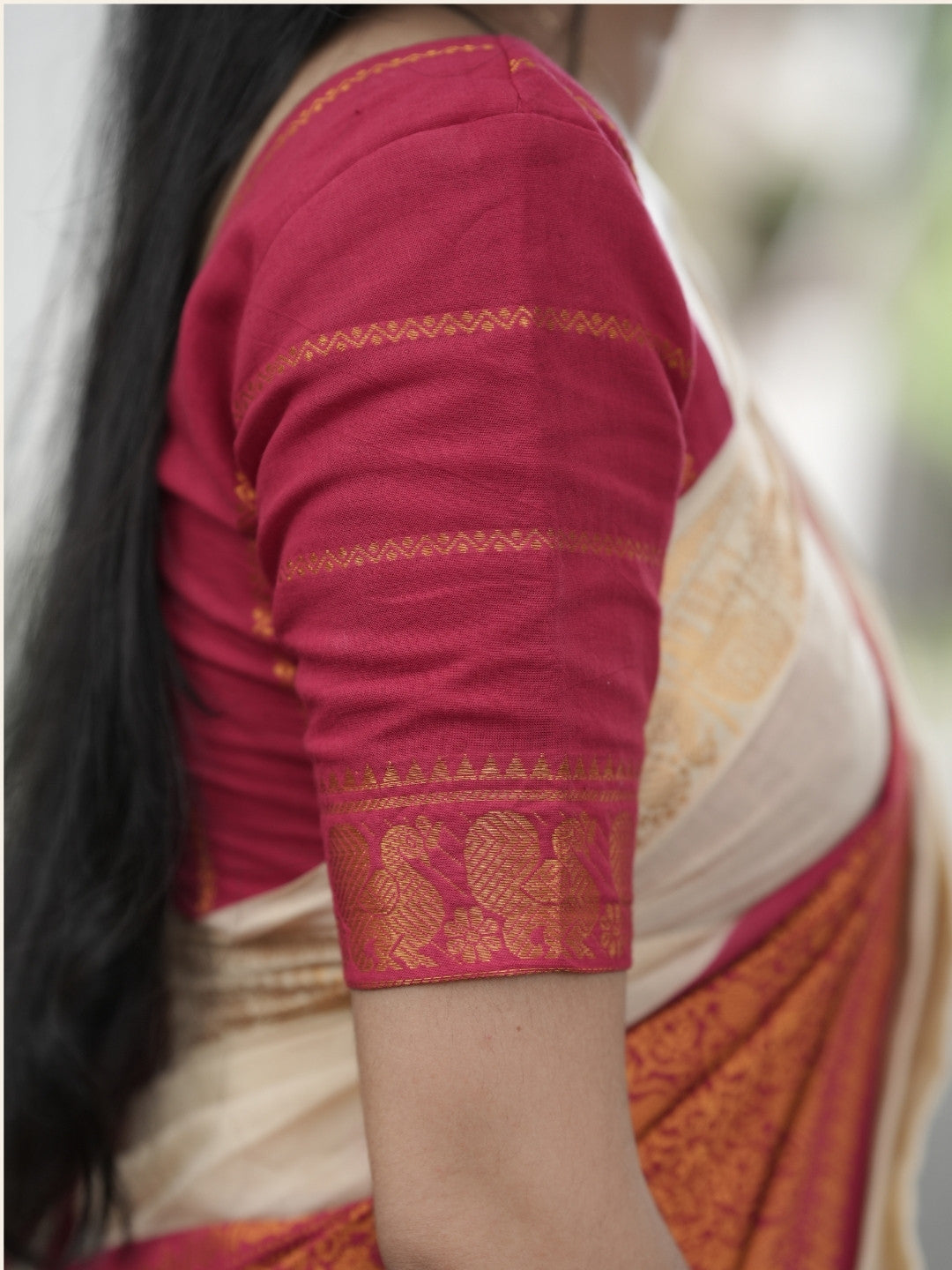 Madurai Sungudi Cotton Saree – Ivory & Red with Gold Zari Border -OV17
