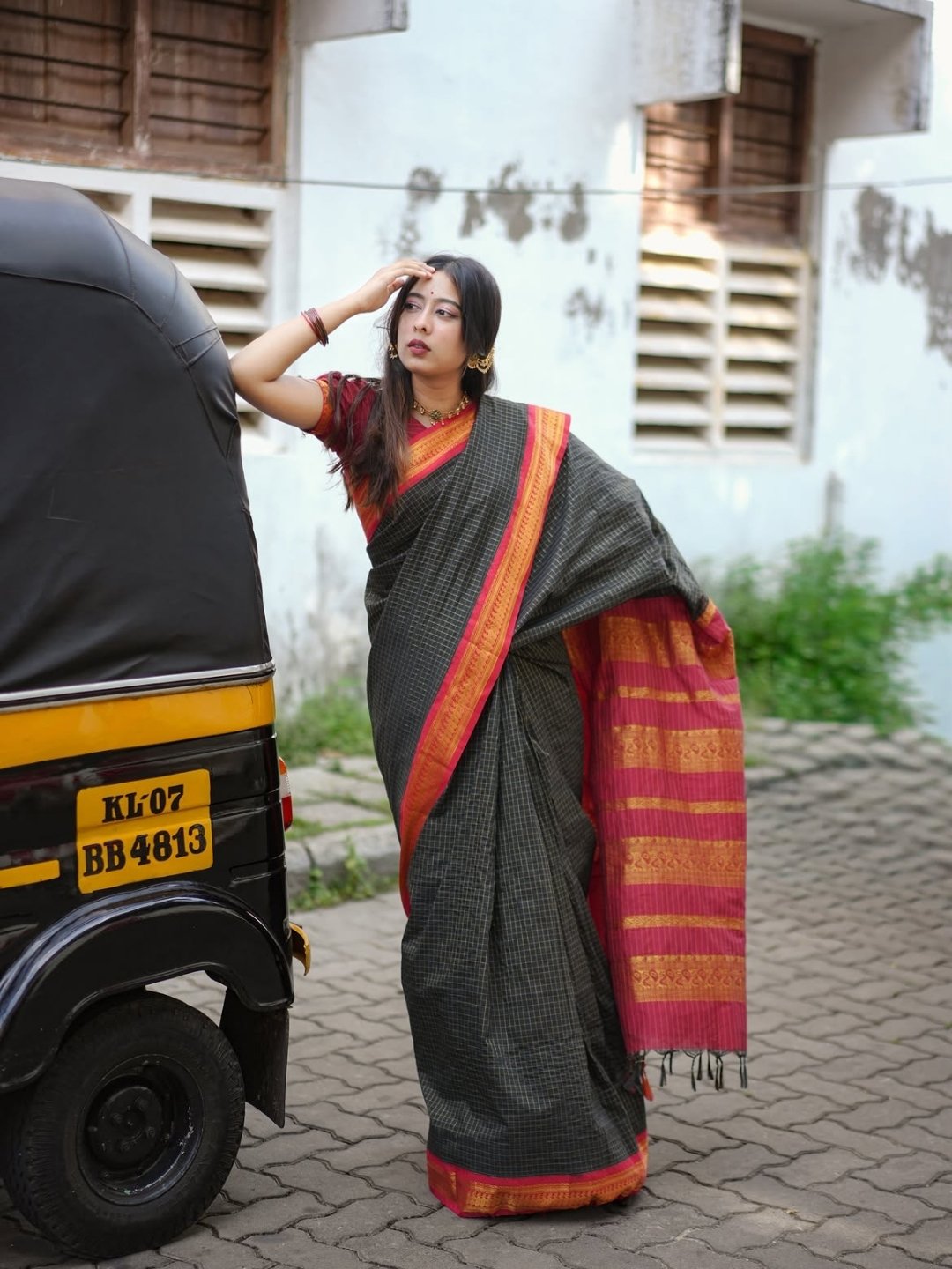 Kalyani Cotton Saree – Black with Red & Gold Zari Border | Checked Cotton Saree for Women | OV09