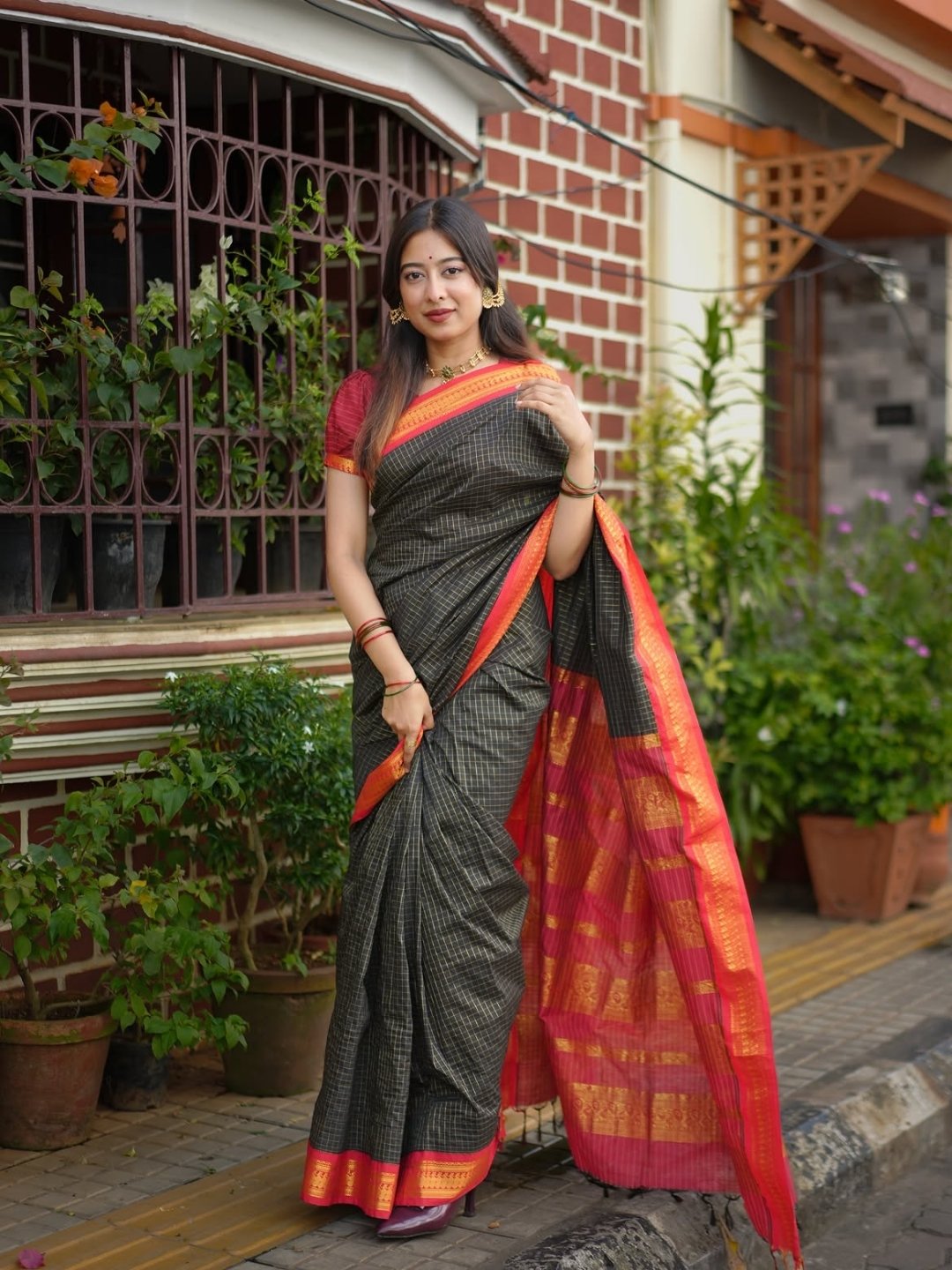 Kalyani Cotton Saree – Black with Red & Gold Zari Border | Checked Cotton Saree for Women | OV09