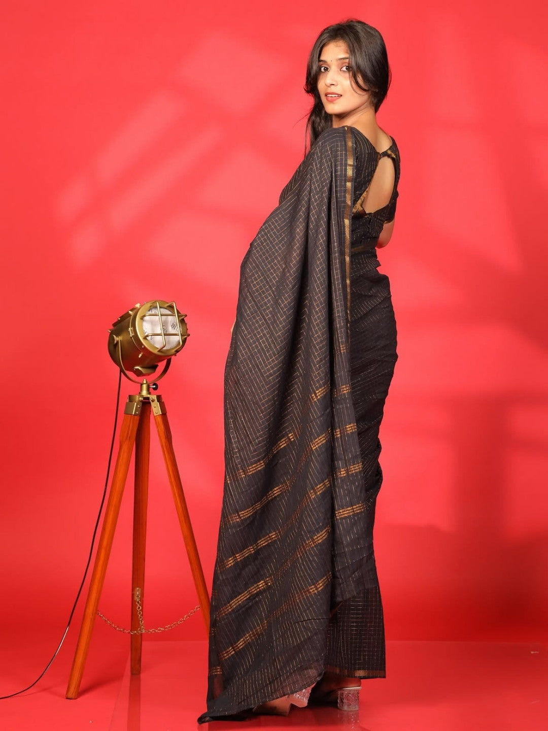 Premium Madurai Sungudi Handloom Cotton Saree for Women – Black with Gold Checks | OV08 |