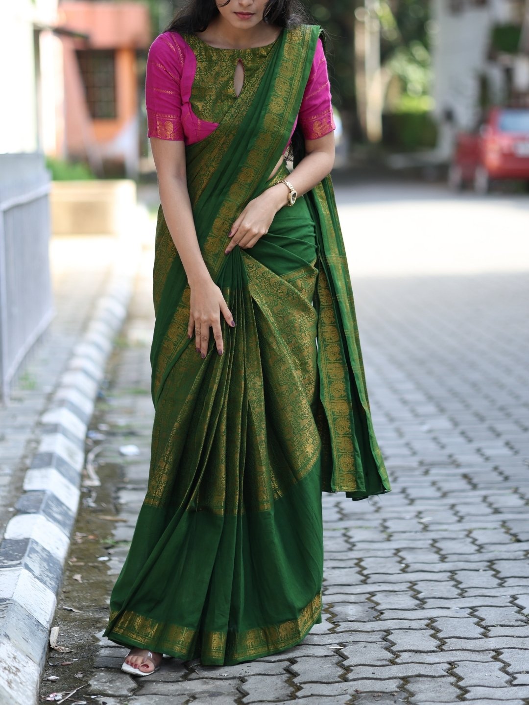 Leaf Green Madurai Sungudi Cotton Saree with Double Side Gold Zari Border & Rani Pink Blouse |OV24