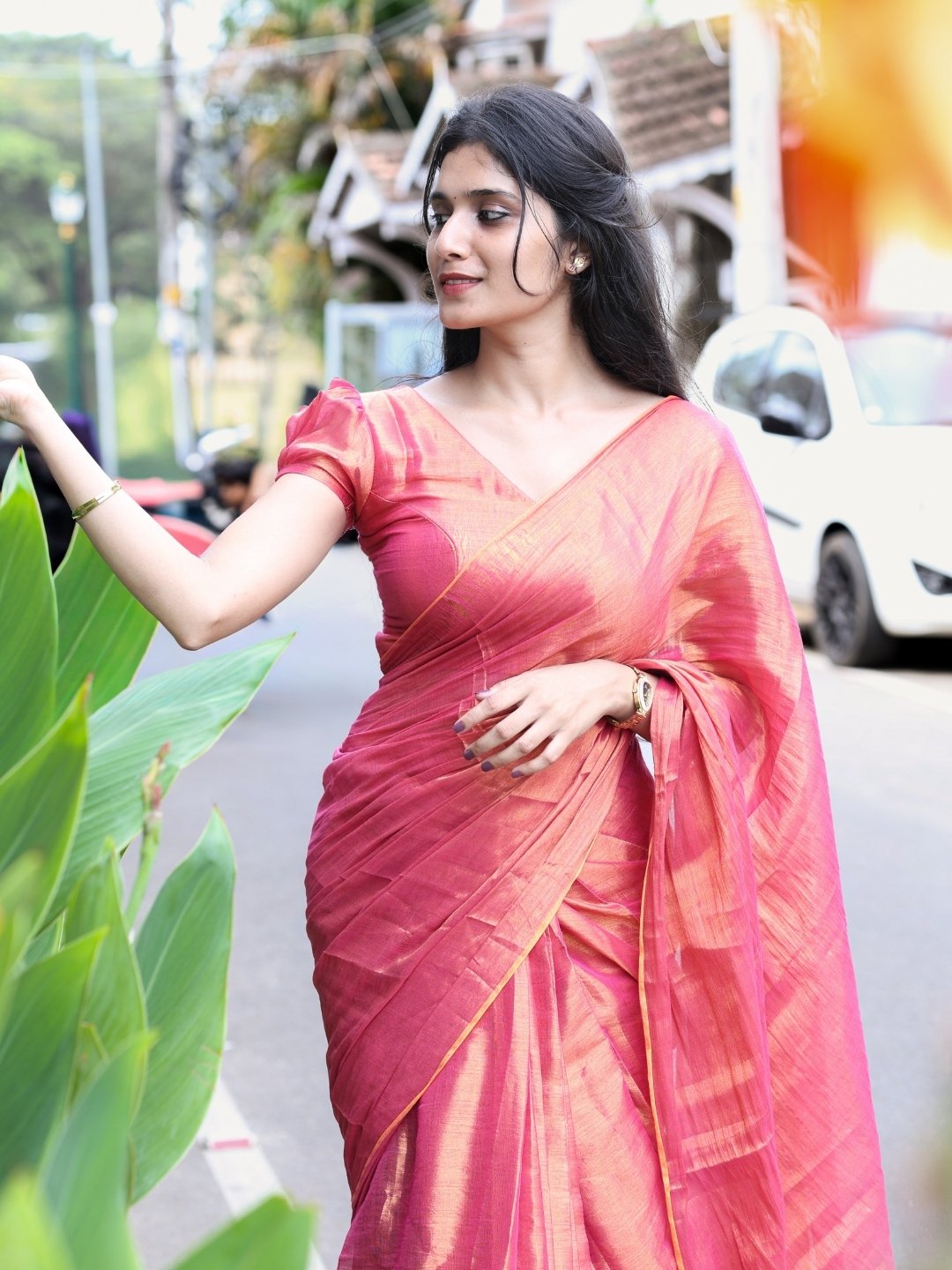 Premium Tissue Cotton Saree | Dual Tone Rani Pink with Copper Gold Sheen – OV29